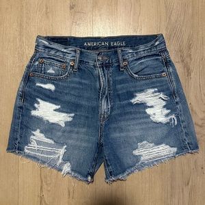 Size 0 American Eagle Outfitters distressed boyfriend shorts